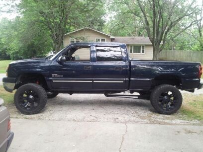 2005 duramax silverado 2500 hd lifted