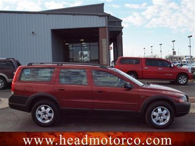 Xc automatic gasoline 2.4l l5 fi    20v turbo maroon