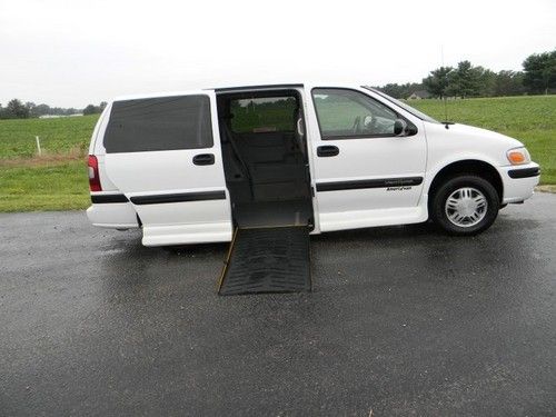 Chevy venture braun amerivan entervan handicap wheelchair minivan 1-owner