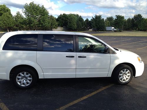 2008 chrysler town &amp; country lx