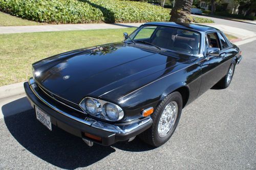 Original california owner car with 27k original miles-rare  'jet black' /barley!