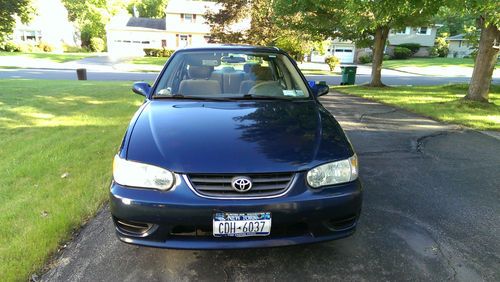 2001 toyota corolla le - $5900