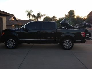 2011 ford f-150 platinum crew cab pickup 4-door 6.2l