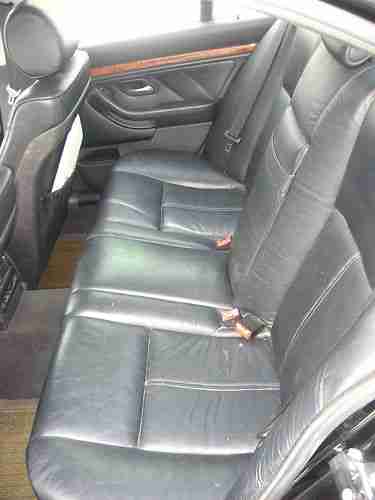 1998 BMW 528 I BLACK BEAUTY STARTS AND DRIVES NEEDS HEADGASKET AND NO RESERVE, image 18