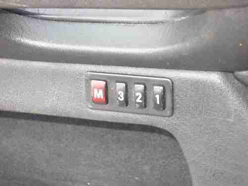 1998 BMW 528 I BLACK BEAUTY STARTS AND DRIVES NEEDS HEADGASKET AND NO RESERVE, image 20