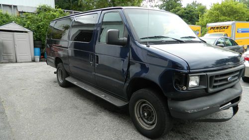 2004 ford e-350 club wagon xl extended passenger van 2-door 5.4l