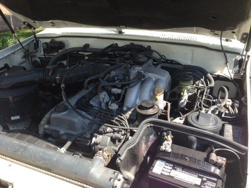 1996 Toyota Land Cruiser Base Sport Utility 4-Door 4.5L, image 9