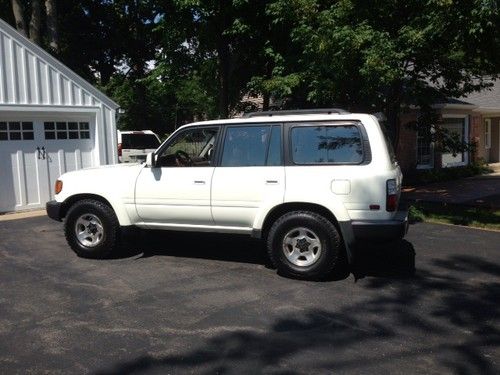 1996 Toyota Land Cruiser Base Sport Utility 4-Door 4.5L, image 10