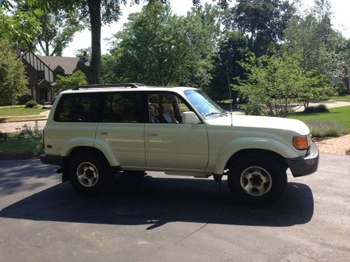 1996 Toyota Land Cruiser Base Sport Utility 4-Door 4.5L, image 12