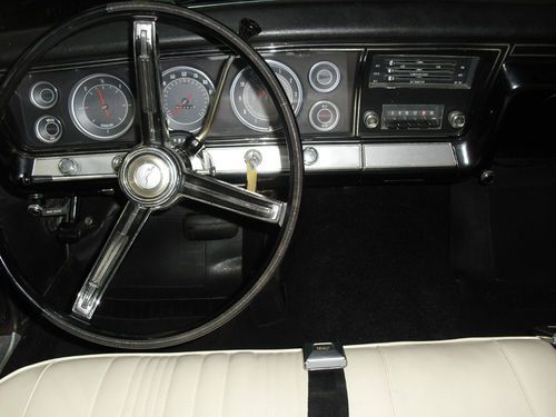 327 cid 275 hp (L30) Convertible, image 9