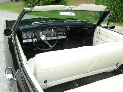 327 cid 275 hp (L30) Convertible, image 12