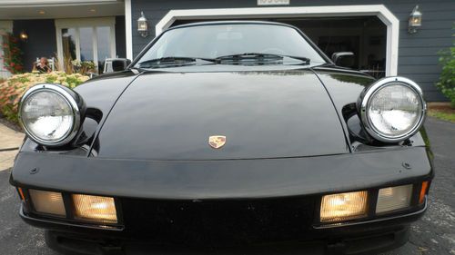 1986 porsche 928s "risky business"