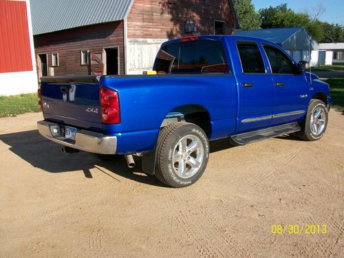 Blue 2008 dodge ram 1500