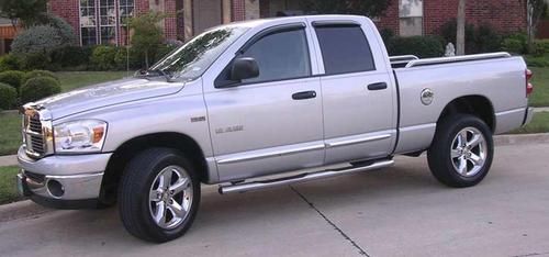 2008 dodge ram 1500 slt 4wd extended cab pickup 4-door 5.7l hemi looks new!