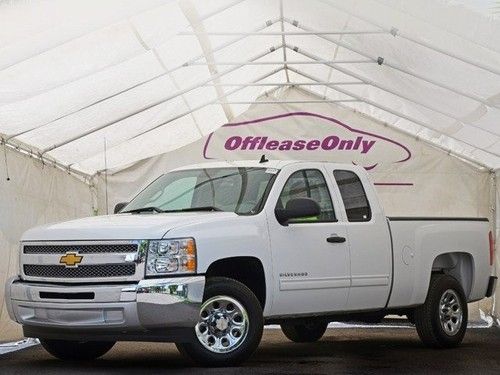 Automatic factory warranty cd player tire pressure monitor off lease only