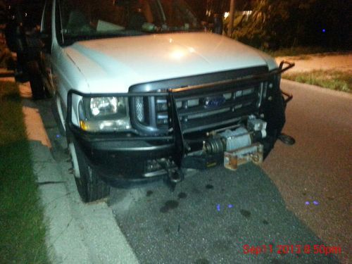 2004 Ford F550 No Reserve, image 2