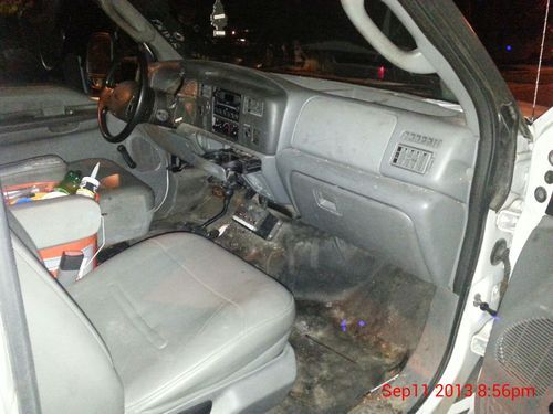 2004 Ford F550 No Reserve, image 8