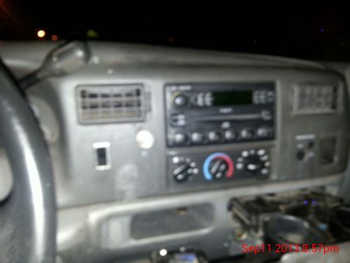 2004 Ford F550 No Reserve, image 11