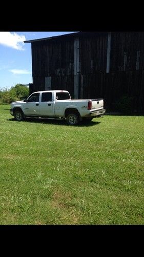 2005 White Chevrolet Silverado 2500HD, US $16,750.00, image 3