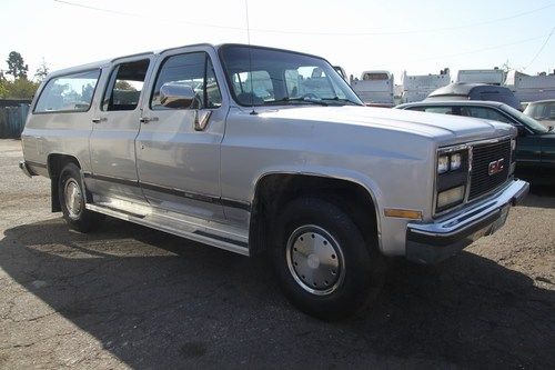 1989 gmc 2500 suburban 8 cylinder no reserve