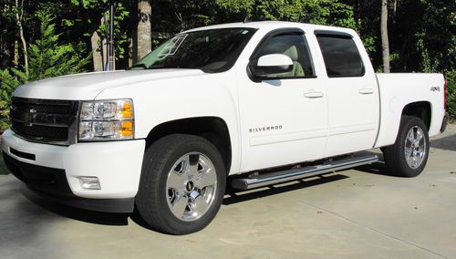 2011 silverado 1500 4wd 4x4 crew cab ltz--low miles 19,671---perfect---clean!