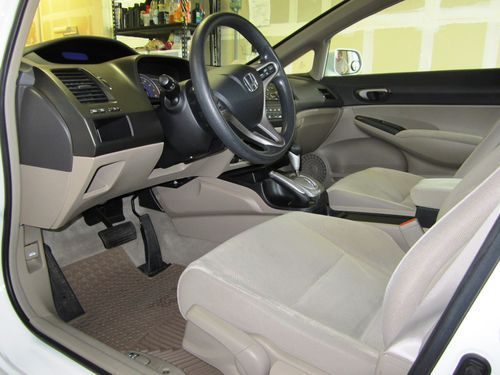 2009 Honda Civic LX Sedan 4-Door 1.8L Automatic - Super Low Miles!, image 10