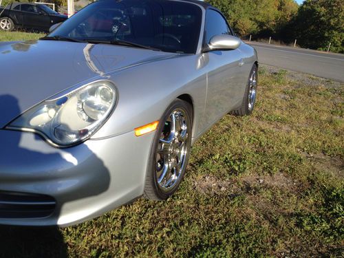 2002 Porsche 911 Carrera 4 Convertible 2-Door 3.6L, image 2