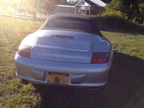 2002 Porsche 911 Carrera 4 Convertible 2-Door 3.6L, image 6