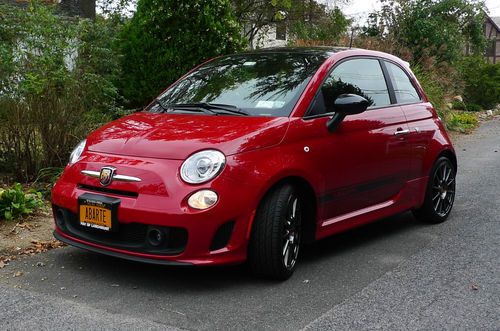 Fiat 500 abarth - all options plus twm sport shifter and set winter tires/rims