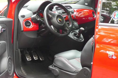 FIAT 500 ABARTH - ALL OPTIONS plus TWM SPORT SHIFTER and set Winter Tires/Rims, image 8