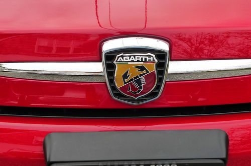 FIAT 500 ABARTH - ALL OPTIONS plus TWM SPORT SHIFTER and set Winter Tires/Rims, image 9