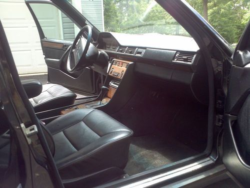 '90 Mercedes 300E 4 Door, Collection Grade. Runs Excellent, Fly In Drive Home., image 8