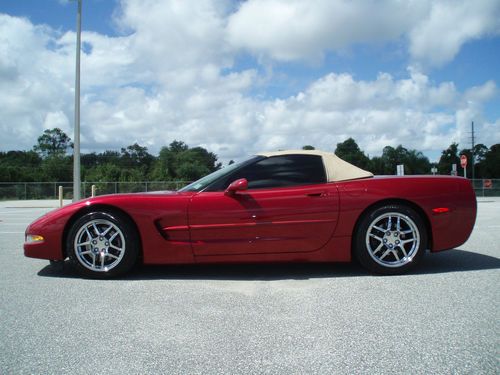 2001 chevrolet corvette base convertible 2-door 5.7l