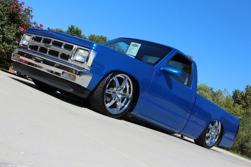 1988 chevrolet s10 bagged, custom short bed