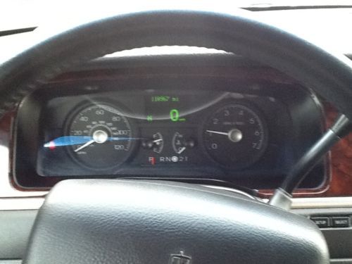 2010 Lincoln Towncar Executive L long wheelbase sedan., image 6