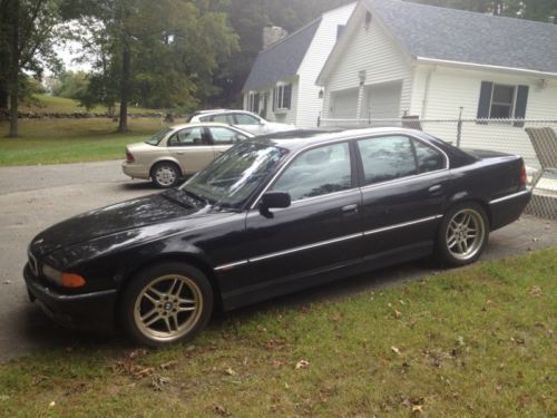 2000 bmw 740i base sedan 4-door 4.4l