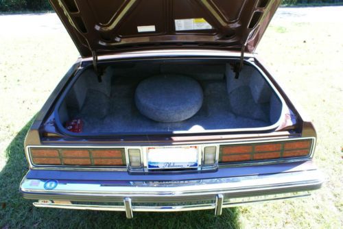 1988 Chevrolet Caprice Classic Brougham Sedan 4-Door 5.0L, US $4,900.00, image 6
