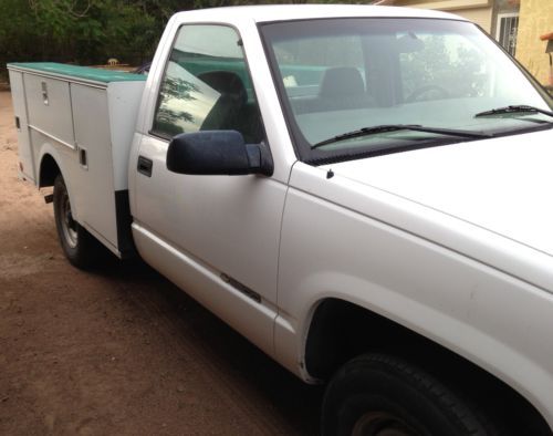 2000 Chevrolet C3500 Pickup Truck Utility Bed 101k miles, image 5