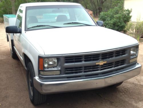 2000 Chevrolet C3500 Pickup Truck Utility Bed 101k miles, image 6