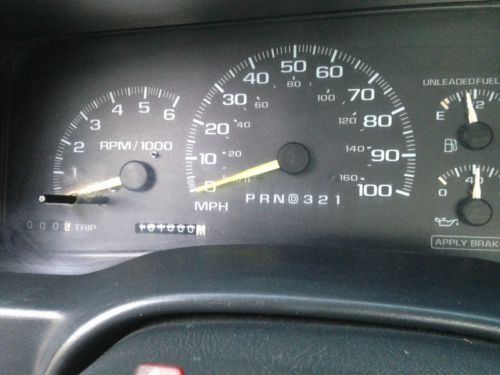 2000 Chevrolet C3500 Pickup Truck Utility Bed 101k miles, image 9