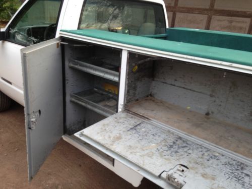 2000 Chevrolet C3500 Pickup Truck Utility Bed 101k miles, image 11