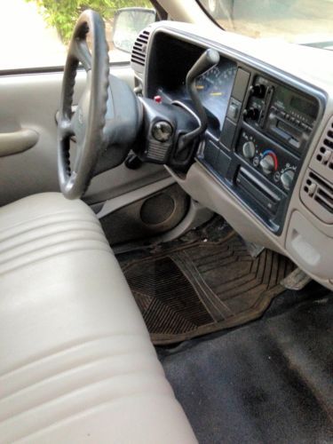 2000 Chevrolet C3500 Pickup Truck Utility Bed 101k miles, image 13