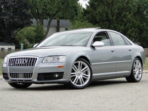 2007 audi s8 base trim