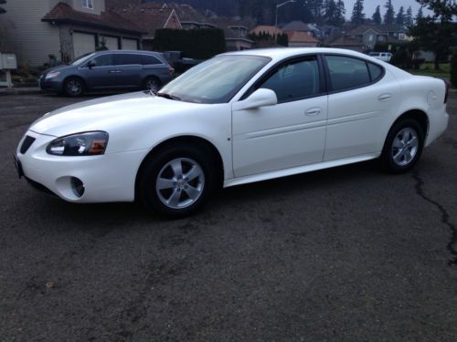 ** wow only 1,953 actual miles** 2007 pontiac grand prix sedan 4-dr