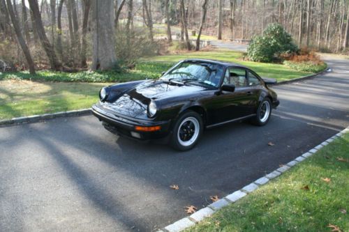 1984 porsche 911 carrera base coupe 2-door 3.2l  one owner car!!!!