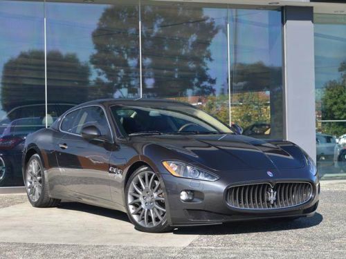 2009 maserati granturismo s coupe 2-door 4.7l