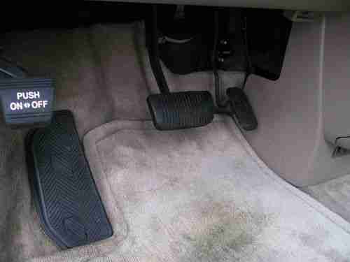 2001 Toyota Sienna LE Mini Passenger Van 5-Door 3.0L, image 13