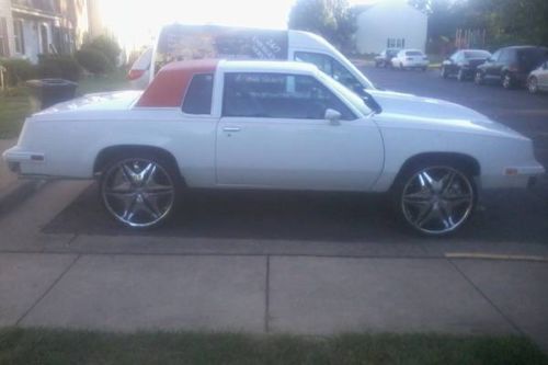 1987 cutlass supreme donk, 2-door, white and orange, 24inch rims, 350 motor