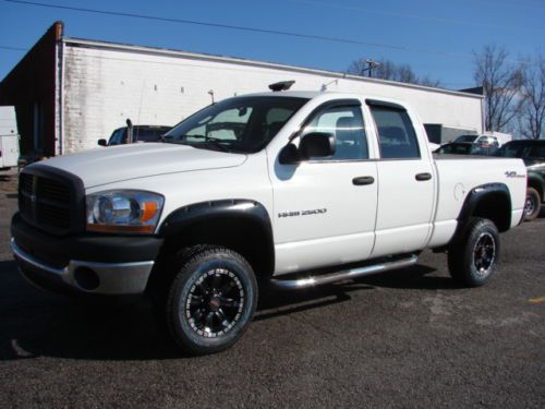 Sharp truck! off road look custom wheels flares spot light save thousand$$$$$!!!