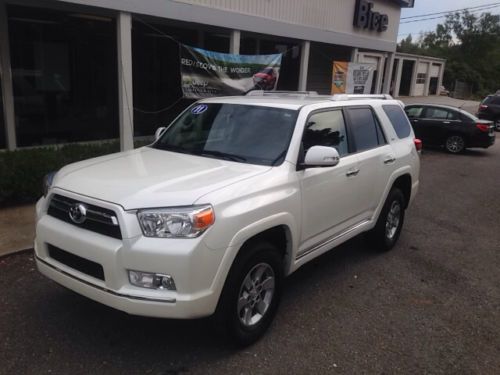 4wd 4x4 suv white diamond